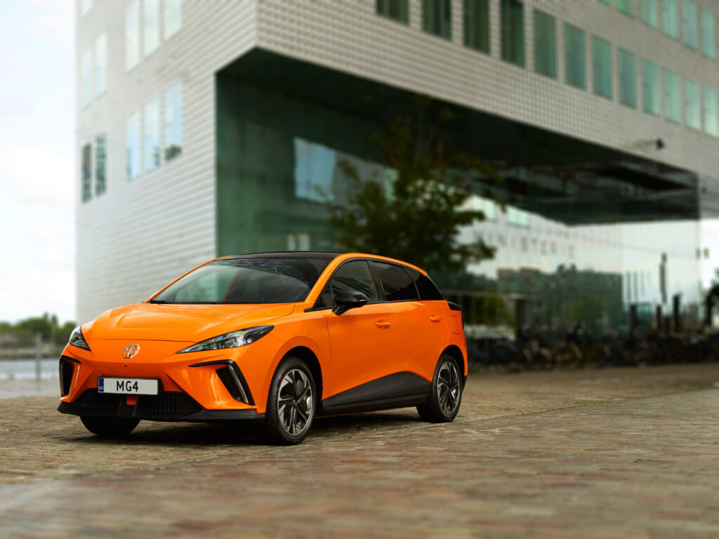 MG4 Electric 2026 en carretera, compacto eléctrico con autonomía WLTP competitiva