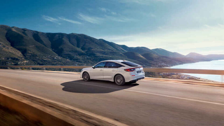 Lanzamiento del Honda Civic 2026 en España: Rendimiento y eficiencia híbrida Honda CIVIC 2026