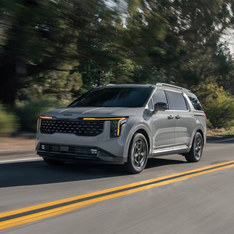 KIA Carnival Hybrid 2026