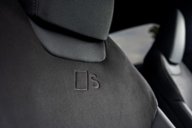 Cómo elegir un SUV compacto premium sin pasarte de 50.000 €: 6 claves antes de firmar