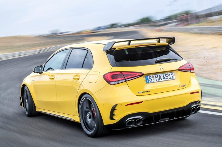 Mercedes-Benz Clase A 250e vs BMW Serie 1: ¿qué compacto PHEV premium ofrece más por su precio?