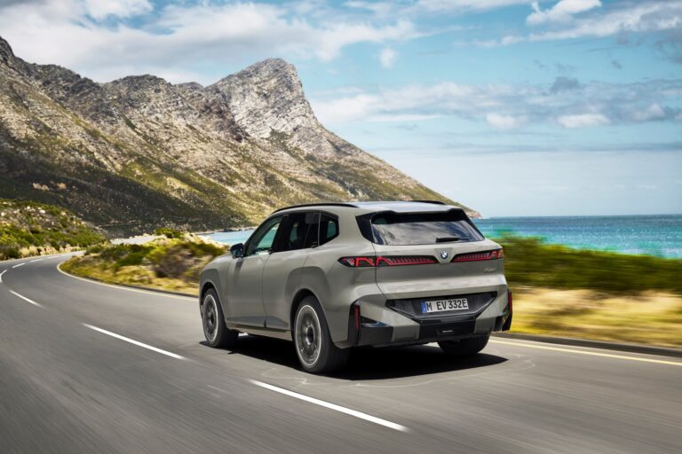 BMW X5 xDrive50e vs Range Rover Sport P510e: duelo de SUV premium PHEV con etiqueta CERO BMW X5 xDrive50e vs Range Rover Sport P510e: duelo de SUV premium PHEV con etiqueta CERO