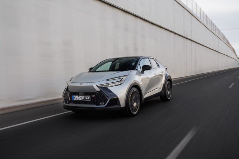 Ranking 2026: los 6 SUV PHEV urbanos con menor consumo de combustible en modo híbrido en España Ranking 2026: los 6 SUV PHEV urbanos con menor consumo de combustible en modo híbrido en España