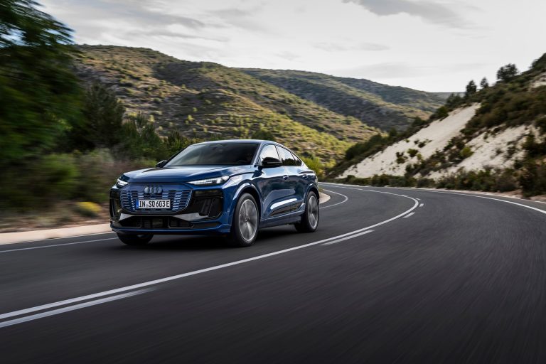 Cómo elegir un SUV premium inteligente en 2026: 7 claves de software, IA y actualizaciones antes de firmar Cómo elegir un SUV premium inteligente en 2026: 7 claves de software, IA y actualizaciones antes de firmar