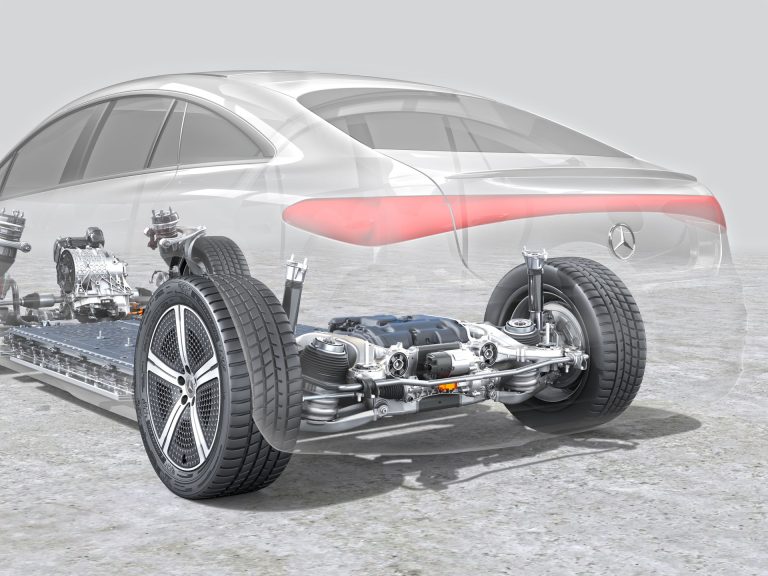 Ranking 2026: los 6 SUV premium con el sistema de conducción autónoma en atascos más eficaz en España Ranking 2026: los 6 SUV premium con el sistema de conducción autónoma en atascos más eficaz en España