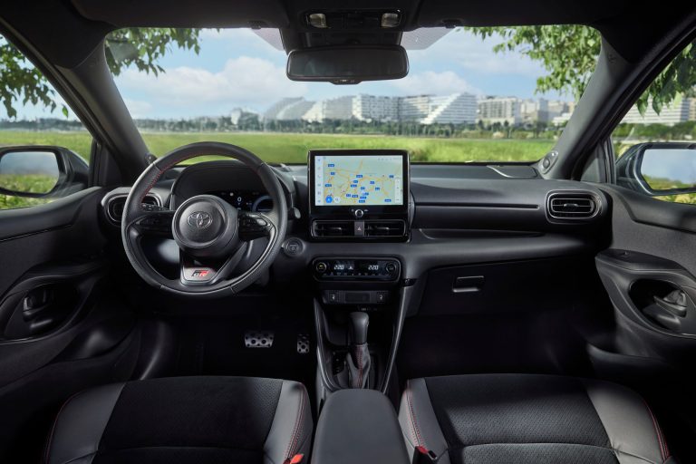 Ranking 2026: los 8 SUV-B híbridos por menos de 28.000 € con mejor equipamiento por precio en España Ranking 2026: los 8 SUV-B híbridos por menos de 28.000 € con mejor equipamiento por precio en España