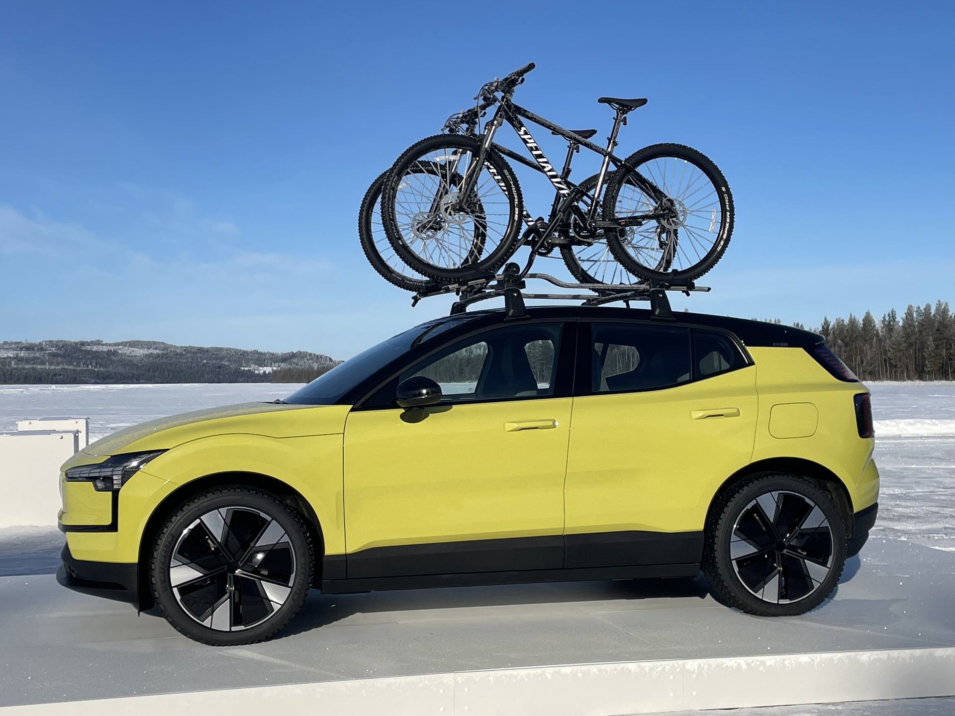 Volvo EX30