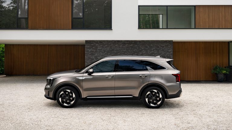 Cómo elegir un SUV PHEV familiar en 2026: 7 claves de autonomía eléctrica, maletero y coste real antes de deci