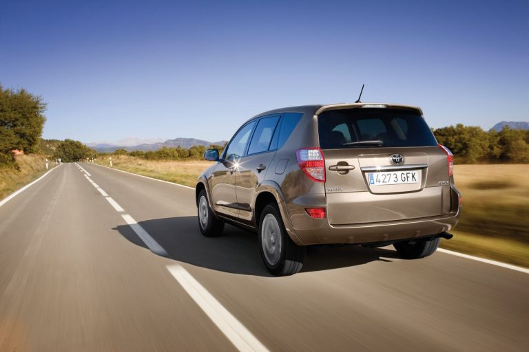 Ranking 2026: los 8 SUV PHEV con etiqueta CERO más recomendados en España Ranking 2026: los 8 SUV PHEV con etiqueta CERO más recomendados en España