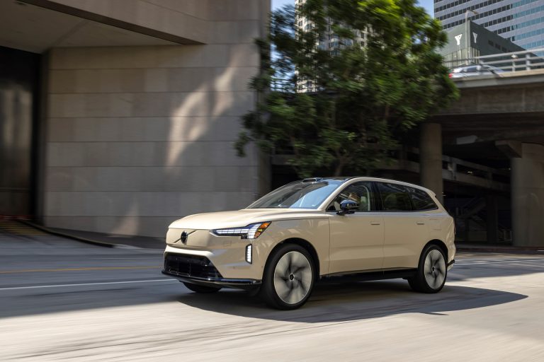Ranking 2026: los 7 SUV familiares eléctricos con mejor sistema de conducción semiautónoma para viajes largos en España Ranking 2026: los 7 SUV familiares eléctricos con mejor sistema de conducción semiautónoma para viajes largos