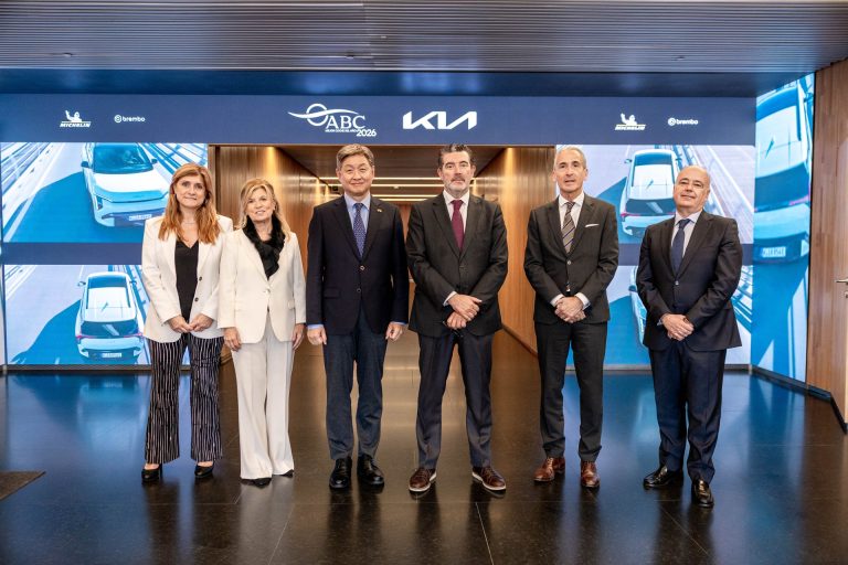 Ranking 2026: los 7 SUV eléctricos compactos con la carga rápida más eficaz para el día a día en ciudad