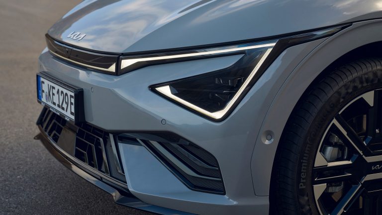 Cómo elegir un SUV eléctrico para viajar en carretera en 2026: 6 claves antes de comprar